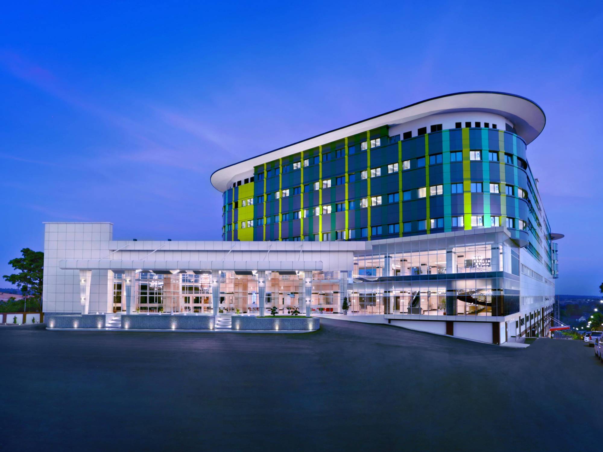 Ck Tanjungpinang Hotel And Convention Centre Exterior photo